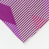 Mid-Century Modern Diamond Print, Violet Paars Fleece Deken (Hoek)