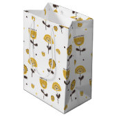 Mid Century Modern Geel Bloempatroon Medium Cadeauzakje (Achterkant Gekanteld)