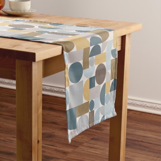 Mid Century Modern Geometric Blue Gold Korte Tafelloper (Voorbeeld)