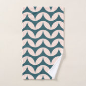 Mid Century Modern Geometric Pattern in Blauwgroen Bad Handdoek (Handdoek)
