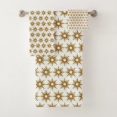 Mid-Century Modern Gold Starburst Pattern Bad Handdoek (Insitu)