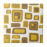 Mid-Century Modern Mustard Gold Brown Square Tegeltje<br><div class="desc">Moderne vormgeving uit de midden-eeuw, geïnspireerd op het patroon van retro-kwadraten in een gouden mosterdkleurenpalet met bruine accenten op een witte achtergrond. Eenvoudig, schoon modern design. Creëer uw eigen douanepatroon door een nieuw afbeelding te uploaden, of gebruik de "contact deze ontwerper"knoop voor hulp. Om uw eigen gepatenteerde ontwerp te creëer:...</div>
