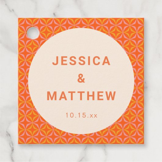 Mid Century Modern Orange Geometric Custom Wedding Bedankjes Labels (Voorkant)