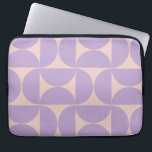 Mid Century Modern Pattern Lavender Laptop Sleeve<br><div class="desc">Retro Mid Century Modern Pattern - Abstracte geometrische vormen - Minimalistisch patroon in lavender / paars / lila en beige.</div>