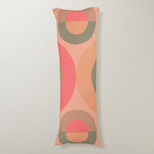 Mid-Century Modern Peach and Olive Lichaamskussen (Voorkant Verticaal)