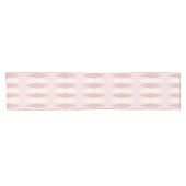 Mid Century Modern Pink Argyle Table Runner Korte Tafelloper (Horizontaal)