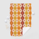 Mid Century Oranje Mod Stars op ogeenpatroon Golfhanddoek (Insitu)