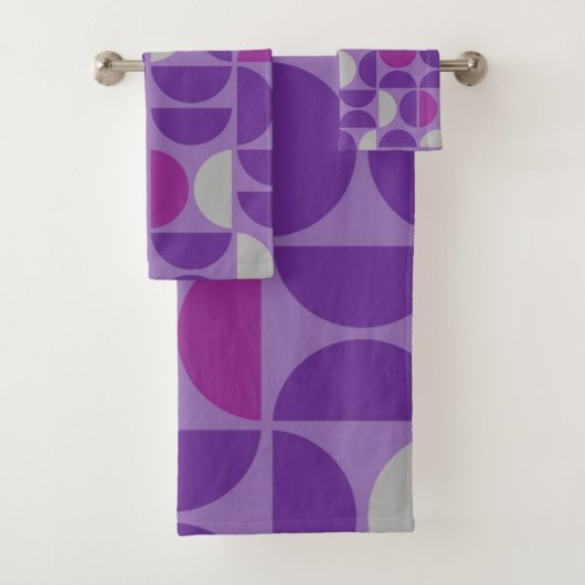 Mid Century Regal Tegels Bad Handdoek (Insitu)