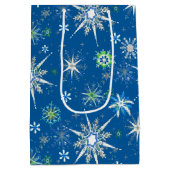 Mid-Century Snowflakes Galore On Blue Medium Cadeauzakje (Achterkant)