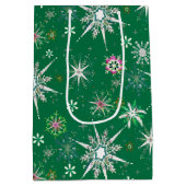 Mid-Century Snowflakes Galore On Green Medium Cadeauzakje (Achterkant)