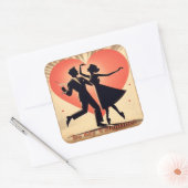 Mid Century Valentijn Dancing Paar met Martini Vierkante Sticker (Envelop)