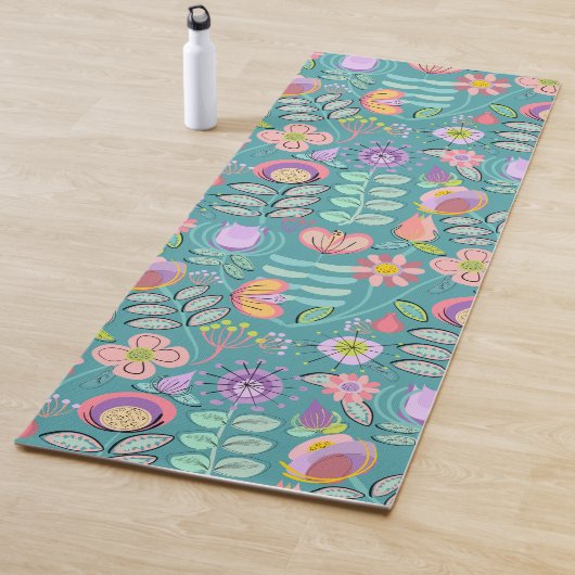 Midcentury Floral Green Yogamat (In situ)