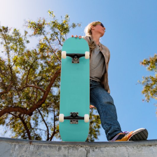 Middel Turquoise Effen Kleur Achtergrond Persoonlijk Skateboard (Buiten 1)