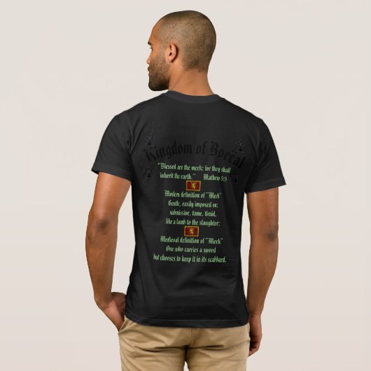 Middeleeuws dorp in het boreale bos t-shirt (Achterkant volledig)