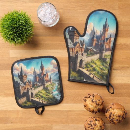 Middeleeuws kasteel in een bergvallei landschap ovenwant & pannenlap set (Top down)