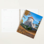 Middeleeuws kasteel omgeven door bos planner (Display)