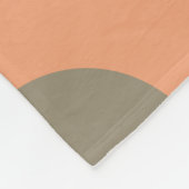 Middeleeuwse moderne zalm en olijven fleece deken (Hoek)