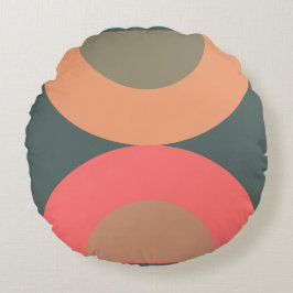 Middeleeuwse moderne zalm en olijven rond kussen