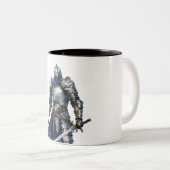 Middeleeuwse Ridder met Blauwe Kaap Tweekleurige Koffiemok (Voorkant rechts)