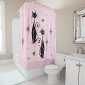 Middelgrote middeleeuwse atoomkatten met middelhog douchegordijn (In situ)