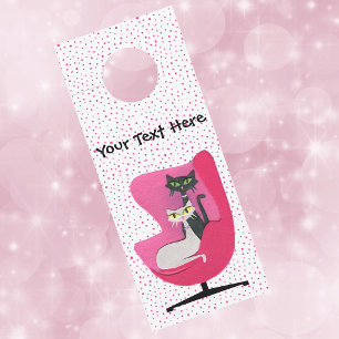 Midden eeuw katten in roze stoel polka stippen op  deurhanger