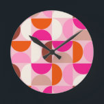 Midden-eeuwse moderne Abstracte patroonroze Sinaas Ronde Klok<br><div class="desc">Retro mid-eeuwse moderne patroon - abstracte geometrische vormen - minimalistisch patroon in roze,  oranje,  bruin en wit.</div>