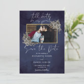 Middernacht Blauw Gotische Bloem Foto Bruiloft Save The Date (Staand voorkant)