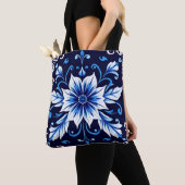 middernacht bloem tote tas (Dichtbij)