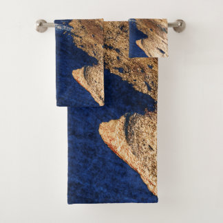 Middernacht Goud: Abstracte Elegantie Bad Handdoek