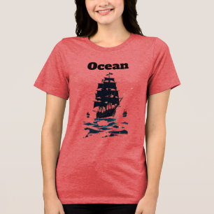 Middernachtelijke Armada Zeilen van de Stille Zee  Tri-Blend Shirt