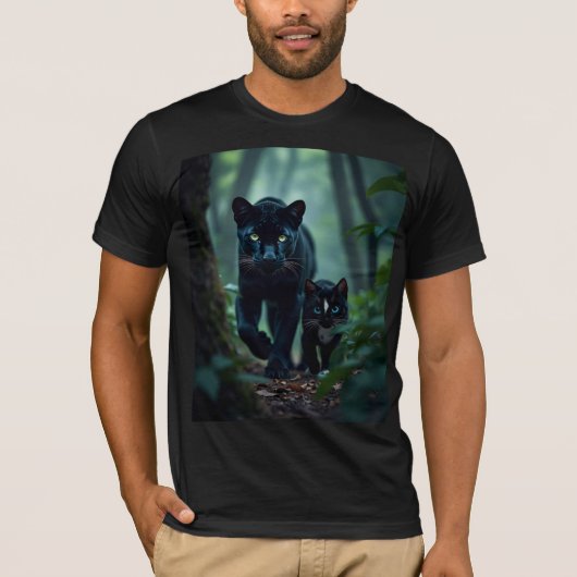 Middernachtpootjes: Felini's Panther Pal T-shirt (Voorkant)
