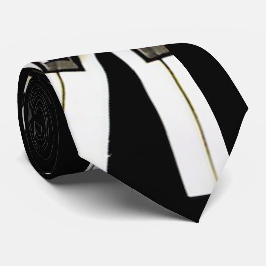 MIDDERNACHTSLEUTELS STROPDAS (Opgerold)