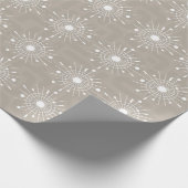 Mideeuw Modern Retro Atomic Snowflake kerst Cadeaupapier (Hoek)