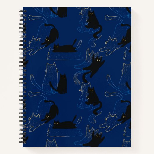 Midnight Black Cats– modern minimal Pattern Notitieboek (Voorkant)
