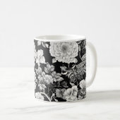 Midnight Bloom: een donkere bloemenbruiloft Koffiemok (Voorkant rechts)