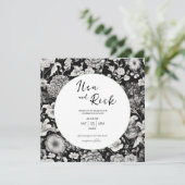 Midnight Bloom: een donkere bloemenbruiloft uitnod Kaart (Staand voorkant)