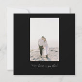 Midnight Bloom: een donkere bloemenbruiloft uitnod Kaart (Achterkant)