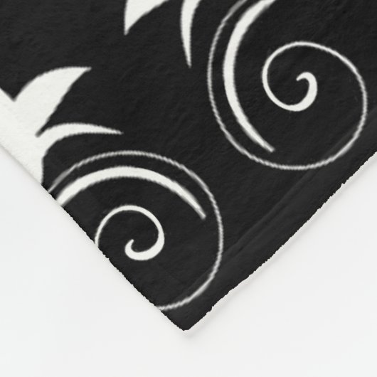 Midnight Bloom Fleece Blanket (Hoek)