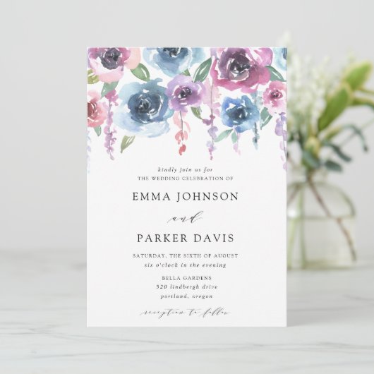 Midnight Blooms | Paarse en blauwe bloemenbruiloft Kaart (Staand voorkant)