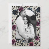 Midnight Blue Bourgogne Inky Floral Amandelbruid Kaart (Achterkant)