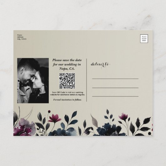 Midnight Blue Bourgogne Inky Floral Amandelbruilof Aankondigingskaart (Achterkant)