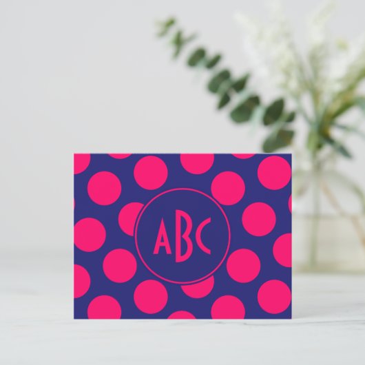 Midnight Blue en Bright Pink Dot Monogram Briefkaart (Staand voorkant)