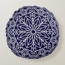 Midnight Blue en White Floral Mandala Rond Kussen