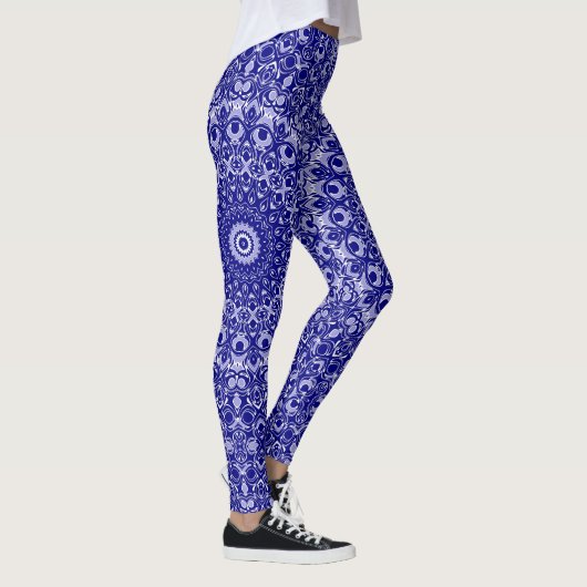 Midnight Blue en White Mandala Patroon Leggings (Rechts)