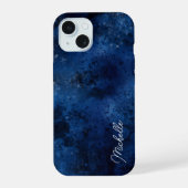 Midnight Blue Moody Waterverf Monogram iPhone 15 Case (Achterkant)