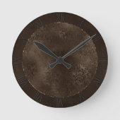 Midnight Bronze Romance | Satiny Grunge Damask Ronde Klok (Voorkant)