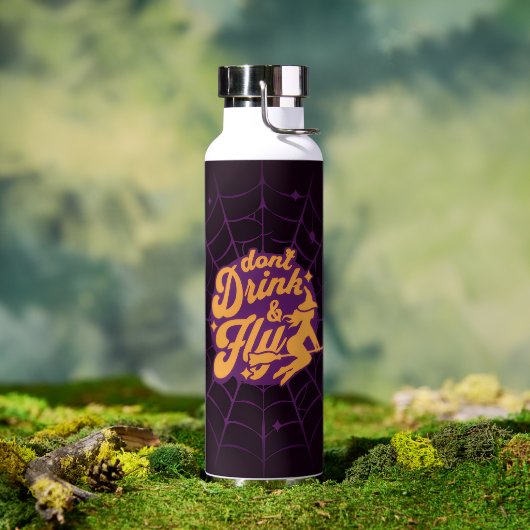 Midnight Flight: A Spooky Retro Waterfles (Buiten)