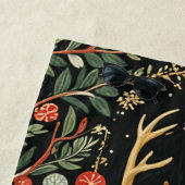 Midnight Forest Christmas Deer Strandlaken (In situ)