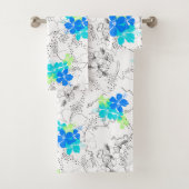 Midnight Garden Hawaiian Hibiscus Coordinate- Turq Bad Handdoek (Insitu)