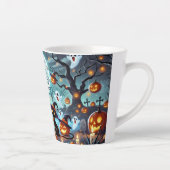 Midnight Magic: Black Cats & Pumpkins Halloween  Latte Mok (Rechts)